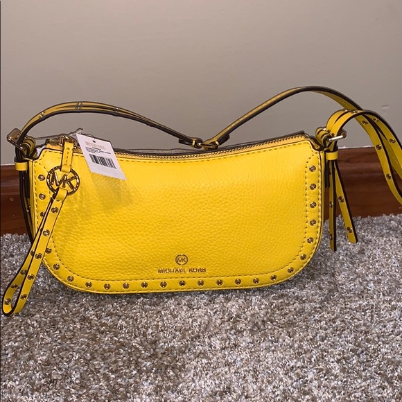 Michael Michael Kors CAMDEN SMALL POCHETTE NWT - Picture 4 of 8